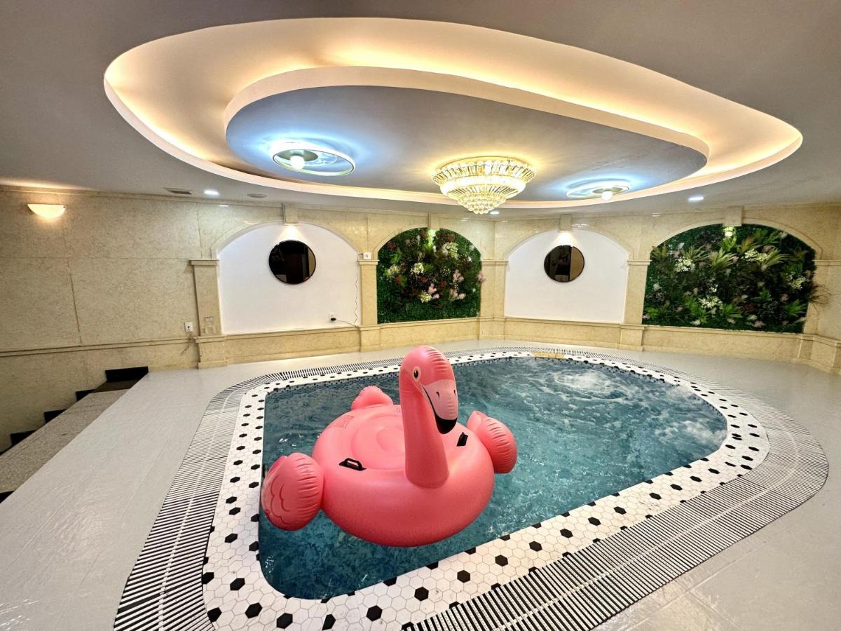 Penthouse Paradise 86 -rooftop Pool Private 100%
